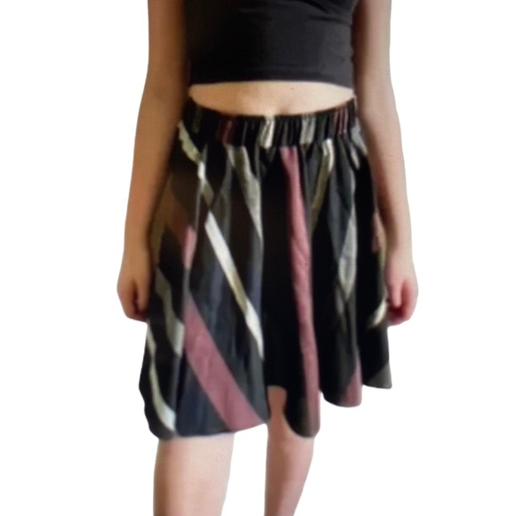 BCBG Generation Striped Skirt - Picture 7 of 7